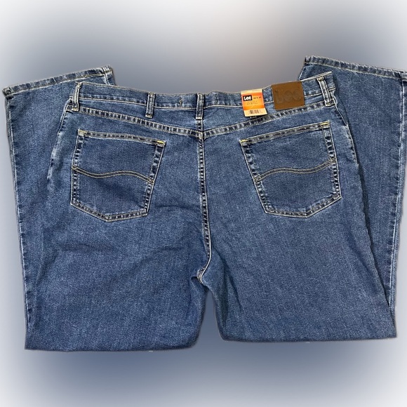 Men’s 46x30 stretch Big and Tall Regular Fit Lee Jeans NWT - Picture 1 of 6